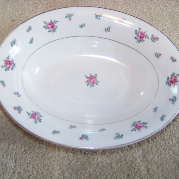 Royal Jackson Rambler Rose China Serving Bowl - Picture 5 of 5
